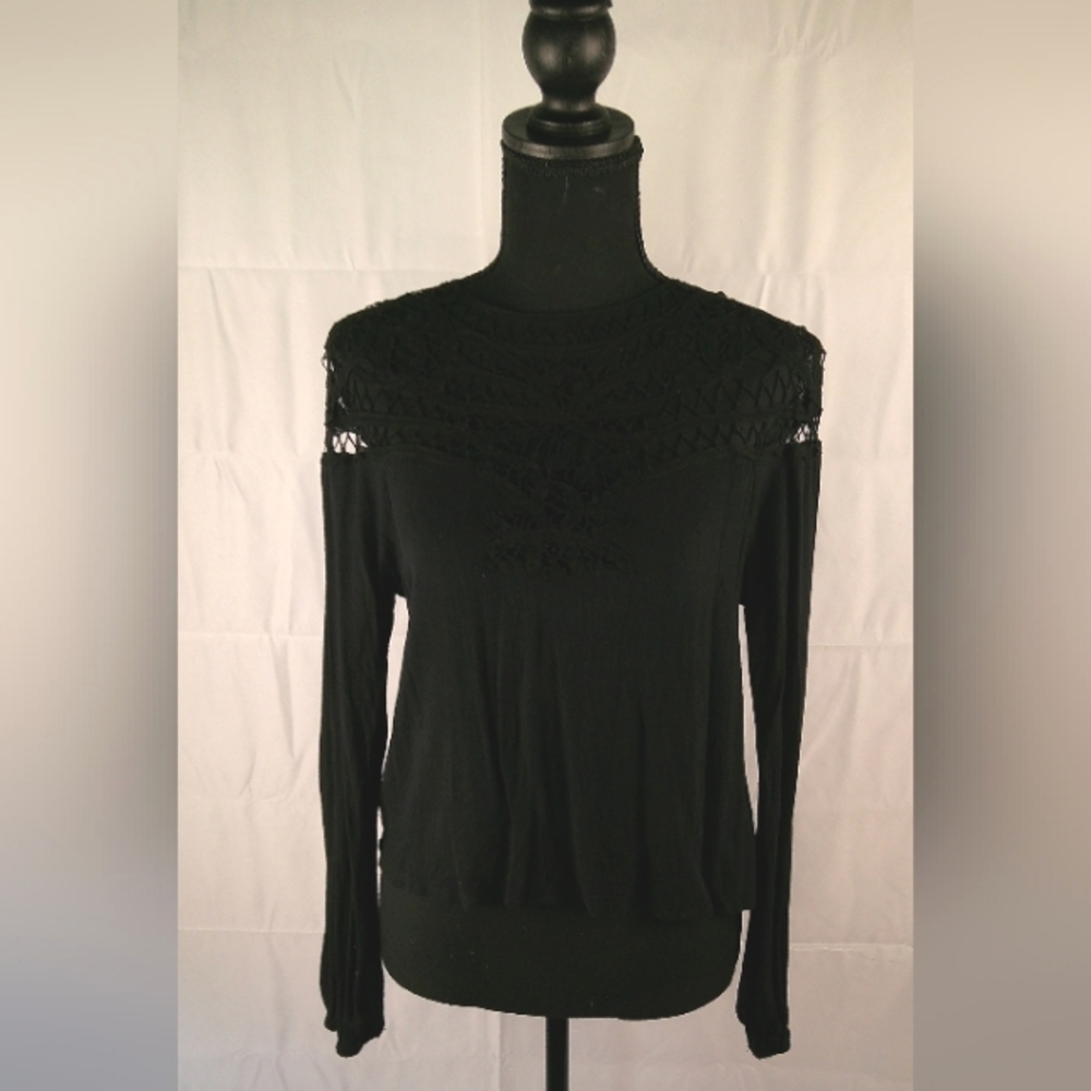 Elegant Black Lace Women's Top